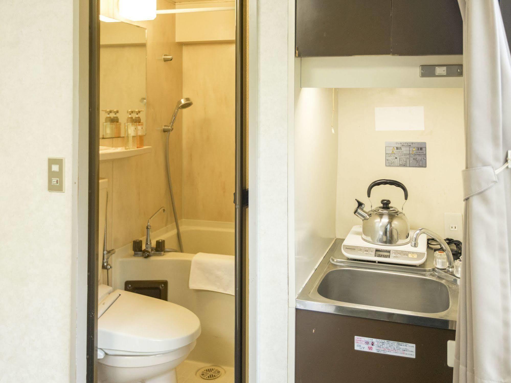 Flexstay Inn Higashi Jujo Tokyo Exterior photo